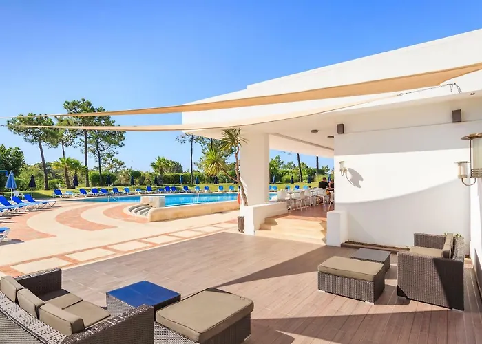 アパート Victory Village 3a キンタ・ド・ラーゴ