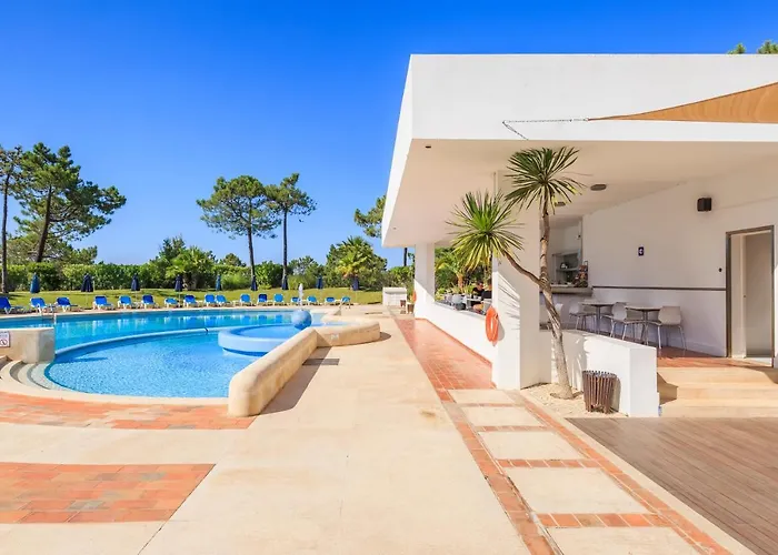 Victory Village 3a アパート *